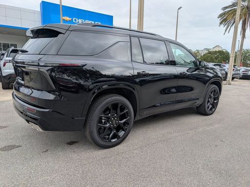 New 2026 Chevrolet Traverse RS image 9