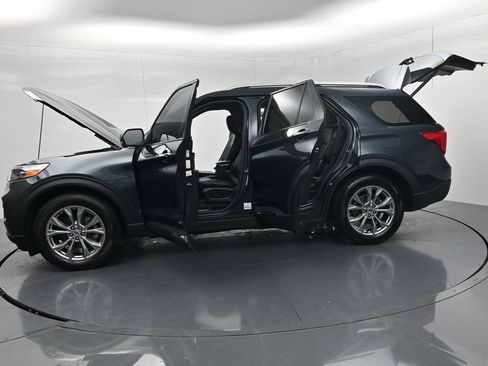 Used 2023 Ford Explorer Limited w/ Equipment Group 301A RWD image 59