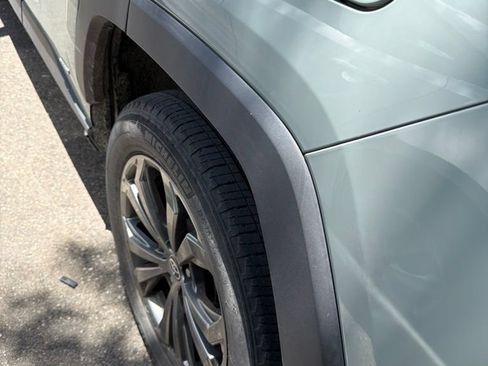 Certified 2022 Toyota RAV4 XLE Premium AWD/4WD image 8