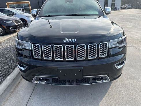 Used 2020 Jeep Grand Cherokee Overland AWD/4WD image 12