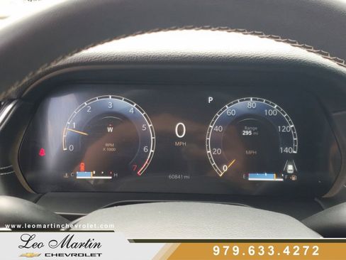 Used 2023 Jeep Grand Cherokee L Laredo RWD image 21