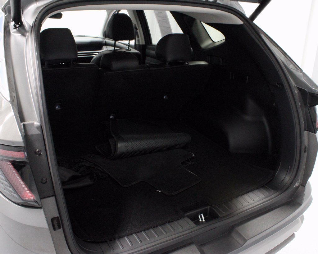 Used 2025 Hyundai Tucson SEL AWD/4WD image 13