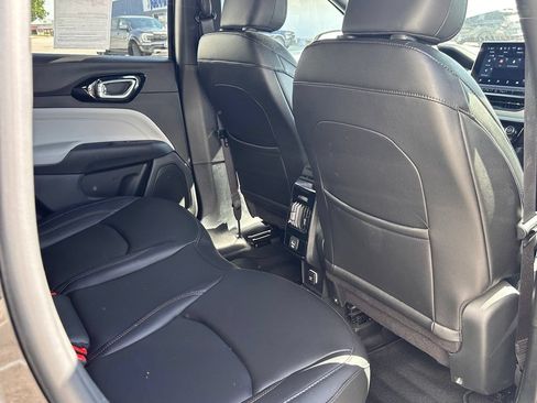 Used 2024 Jeep Compass Limited AWD/4WD image 22