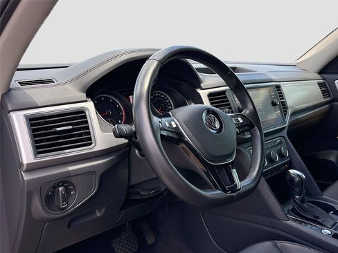 Used 2018 Volkswagen Atlas SE FWD image 9