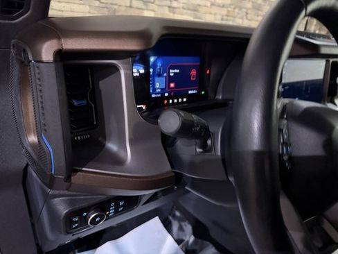 Used 2023 Ford Bronco Outer Banks w/ Sasquatch Package image 13