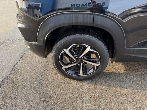 Certified 2021 Chevrolet TrailBlazer RS w/ Convenience Package image 11