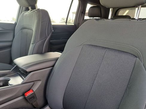 New 2026 Jeep Grand Cherokee Laredo RWD image 18