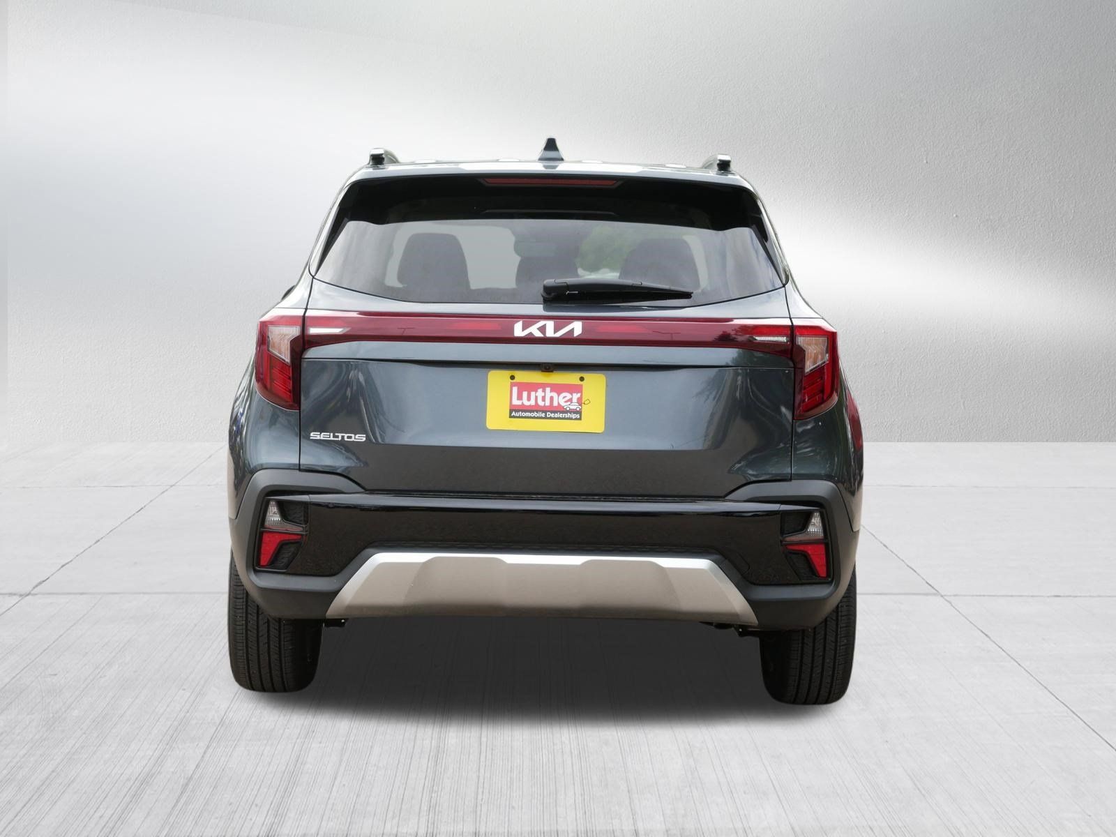 Certified 2025 Kia Seltos S FWD image 6
