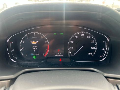 Used 2018 Honda Accord Touring image 10