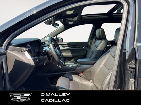 Certified 2023 Cadillac XT6 Premium Luxury w/ Technology Package AWD/4WD image 10