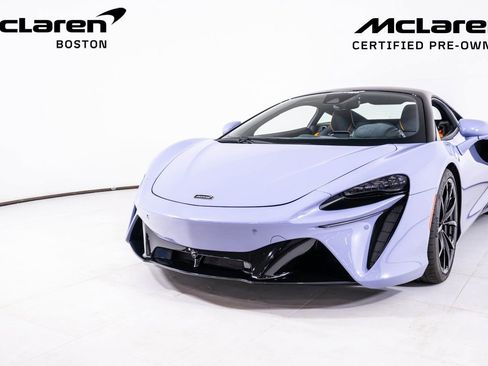 Used 2023 McLaren Artura image 9