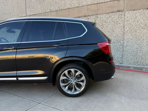 Used 2017 BMW X3 xDrive28i AWD/4WD image 16
