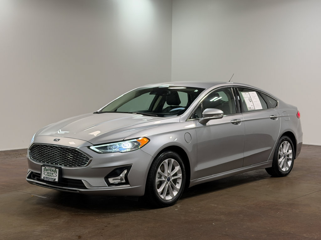 Used 2020 Ford Fusion Energi Titanium FWD image 28