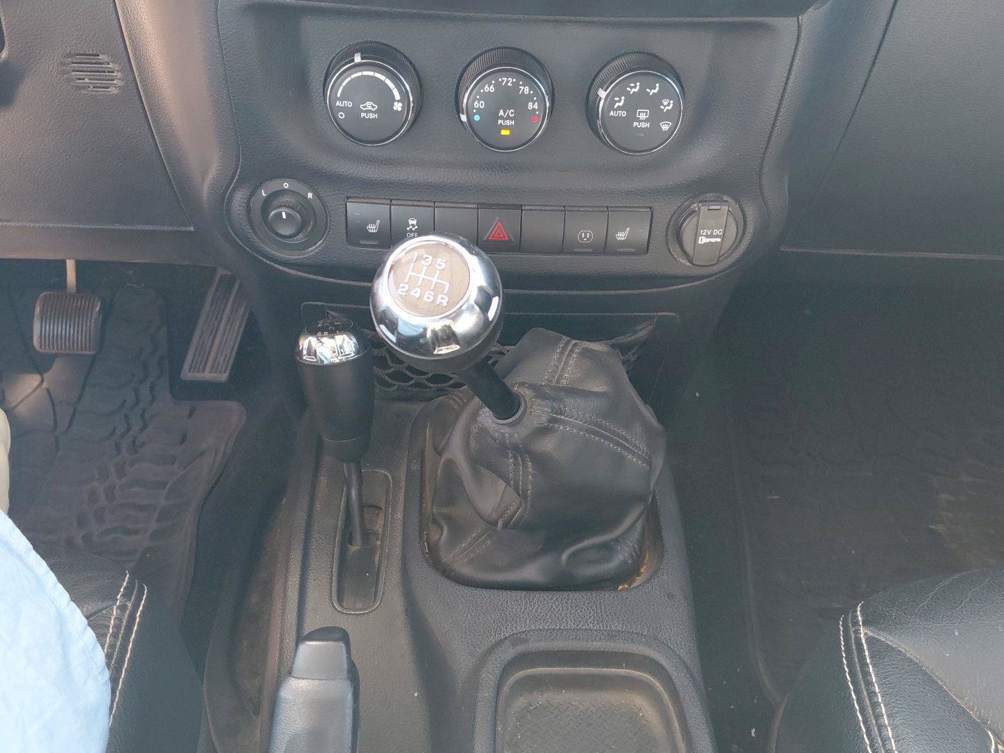 Used 2014 Jeep Wrangler Sahara AWD/4WD image 23