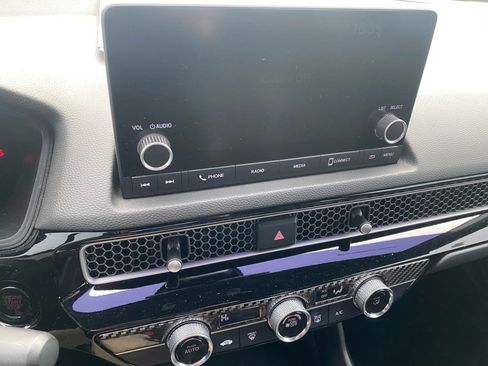 Certified 2024 Honda Civic Sport image 21