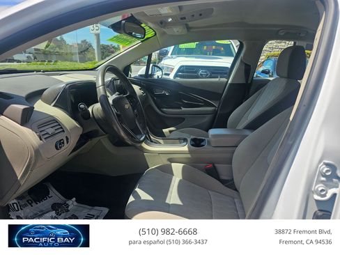 Used 2015 Chevrolet Volt w/ Enhanced Safety Package 1 FWD image 14