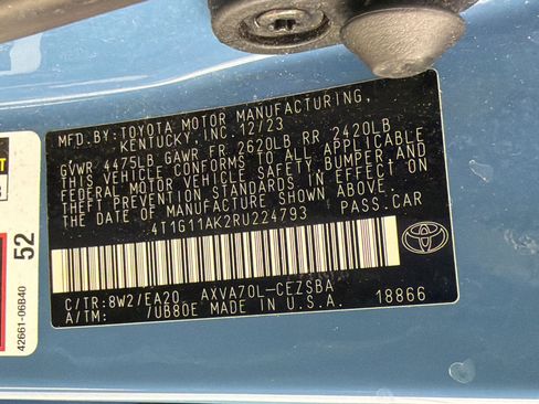 Used 2024 Toyota Camry SE FWD image 24