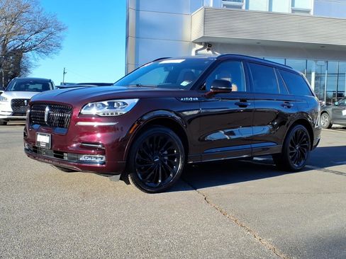 Certified 2024 Lincoln Aviator Black Label w/ Jet Package image 1