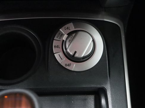 Used 2017 Toyota 4Runner Limited AWD/4WD image 24