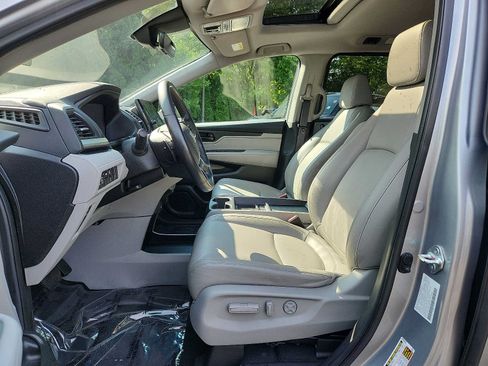 Used 2023 Honda Odyssey EX-L image 13