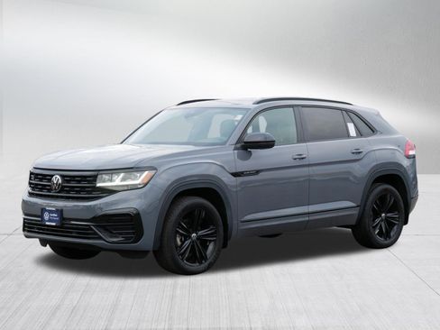Certified 2023 Volkswagen Atlas Cross Sport SEL R-Line image 3