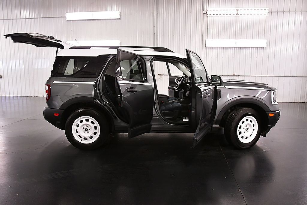 Used 2025 Ford Bronco Sport Heritage w/ Convenience Package AWD/4WD image 31