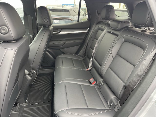 New 2027 GMC Terrain Elevation w/ Elevation Premium Package FWD image 22