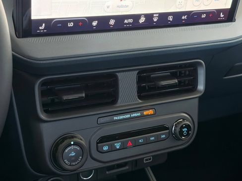 New 2026 Ford Maverick Lariat w/ Black Appearance Package AWD/4WD image 22