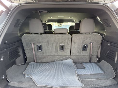 Certified 2024 Chevrolet Traverse LT image 37