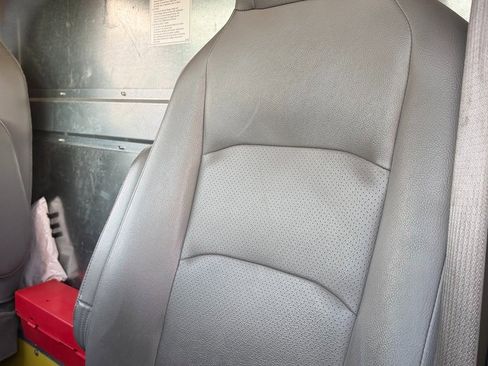 Used 2024 Ford E-350 and Econoline 350 Super Duty w/ Driver's Safety Package image 10