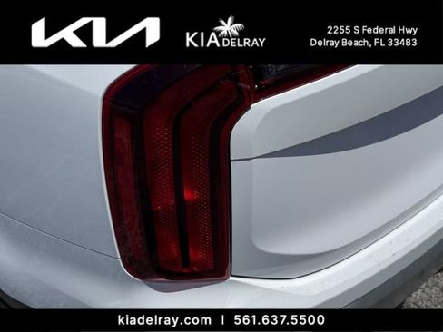 Certified 2023 Kia Telluride S w/ S Sunroof Package FWD image 7