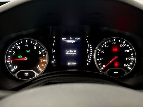 Used 2016 Jeep Renegade 75th Anniversary image 12