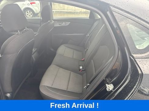 Used 2024 Kia Forte LXS FWD image 3