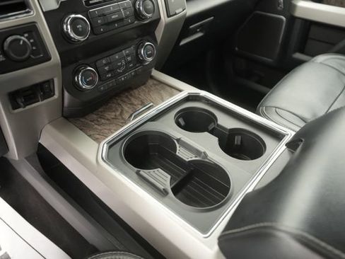 Certified 2019 Ford F250 Lariat w/ Lariat Ultimate Package image 27