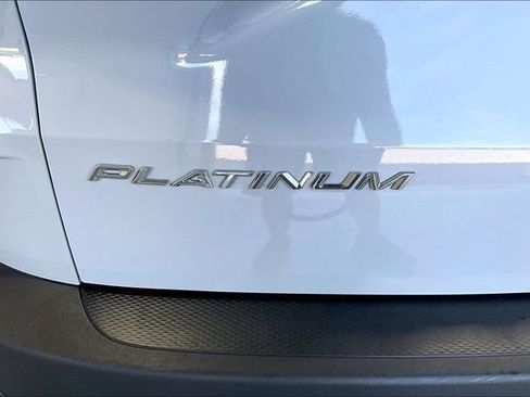 Used 2025 Ford Escape Platinum AWD/4WD image 30