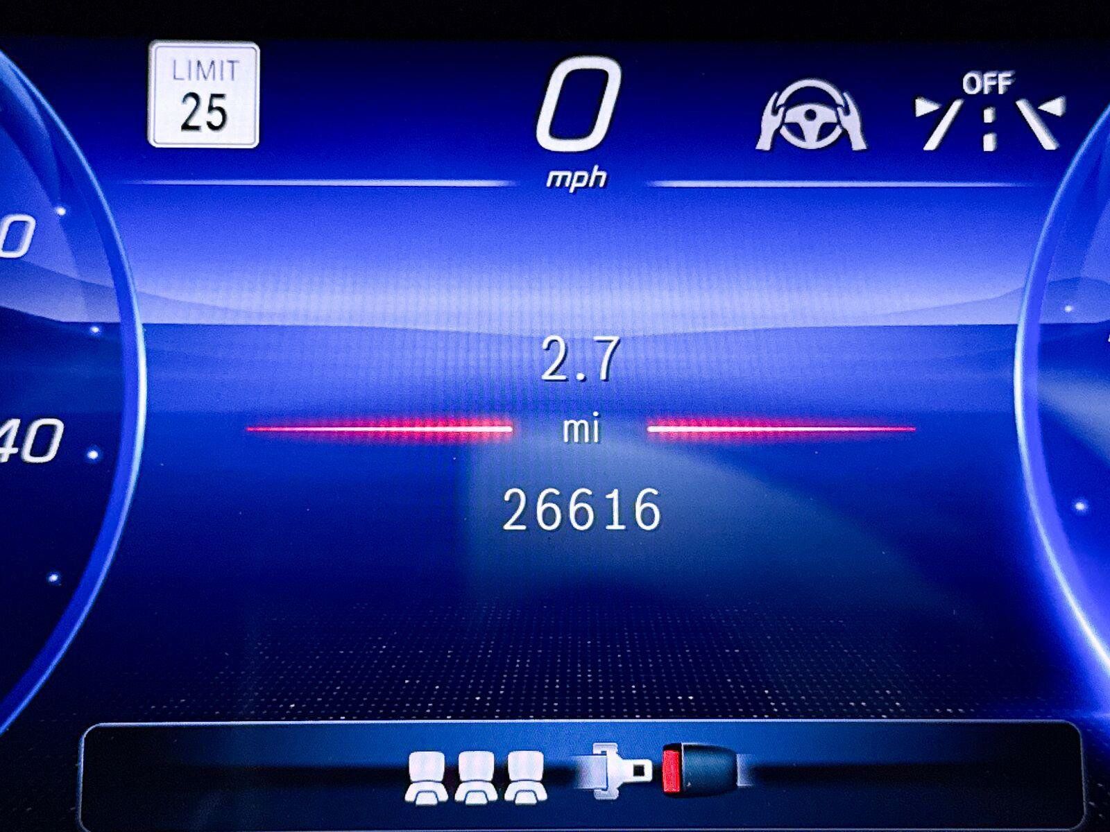 Used 2023 Mercedes-Benz EQS 580 4MATIC SUV image 39