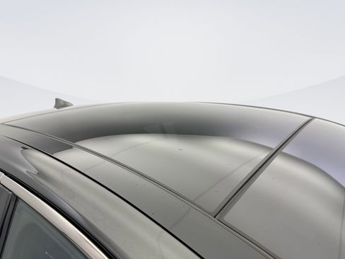 Used 2023 Genesis G70 3.3T w/ Sport Prestige Package image 17