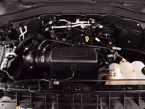 Used 2023 Ford Explorer XLT w/ Equipment Group 202A image 37