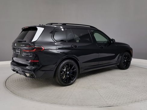 New 2026 BMW X7 xDrive40i w/ M Sport Package image 6