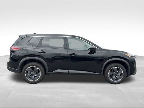 Used 2025 Nissan Rogue SV FWD image 6
