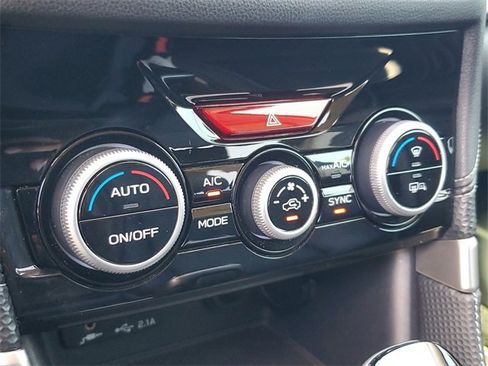 Used 2019 Subaru Forester Limited image 29