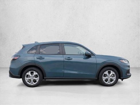 Used 2025 Honda HR-V LX image 8