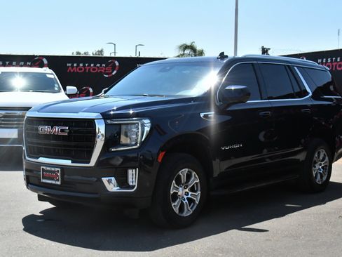 Used 2024 GMC Yukon SLE AWD/4WD image 3