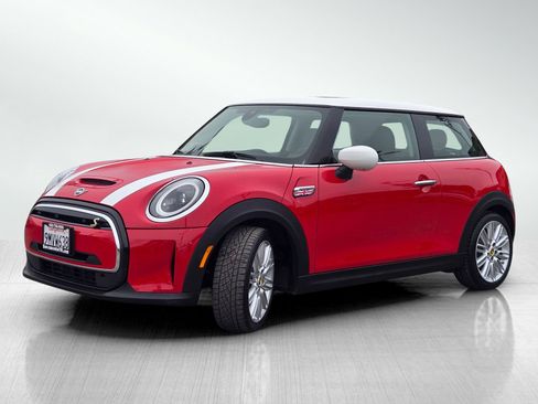 Used 2024 MINI Cooper SE image 8