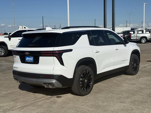 New 2026 Chevrolet Traverse LT image 10