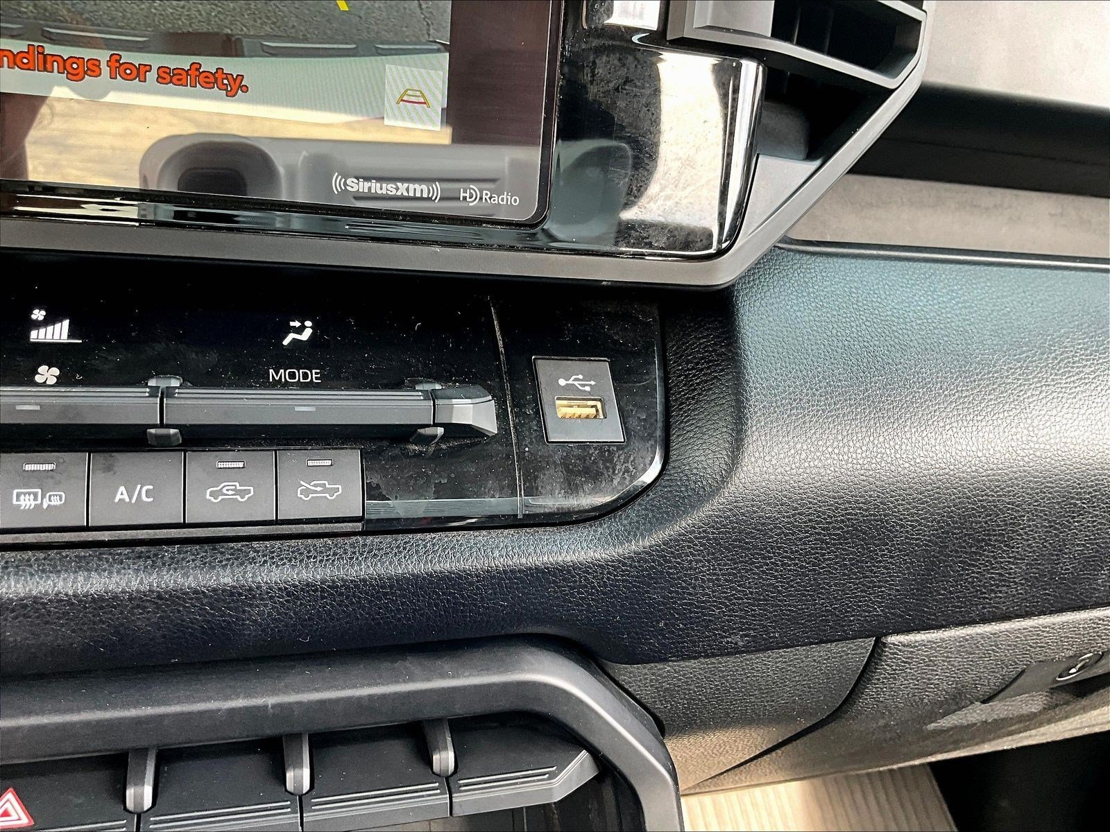 Used 2023 Toyota Tundra SR AWD/4WD image 17