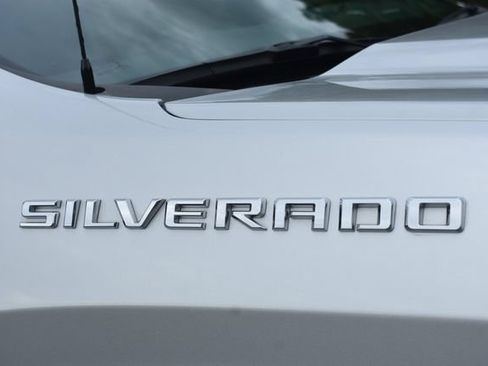Used 2020 Chevrolet Silverado 1500 LTZ w/ LTZ Premium Package AWD/4WD image 12