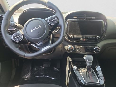 Used 2023 Kia Soul GT-Line w/ GT-Line Technology Package FWD image 14
