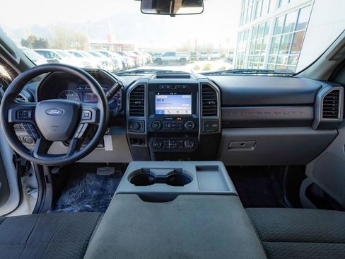 Used 2019 Ford F250 XLT w/ XLT Value Package AWD/4WD image 17
