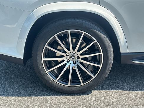 New 2026 Mercedes-Benz GLS 450 4MATIC image 20